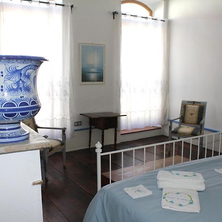 Chambres D'Hotes L'Enclos Des Jacobins แซ็ง-จิฮองส์ ภายนอก รูปภาพ