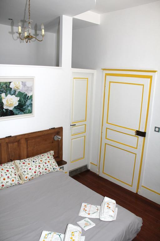 Chambres D'Hotes L'Enclos Des Jacobins แซ็ง-จิฮองส์ ภายนอก รูปภาพ