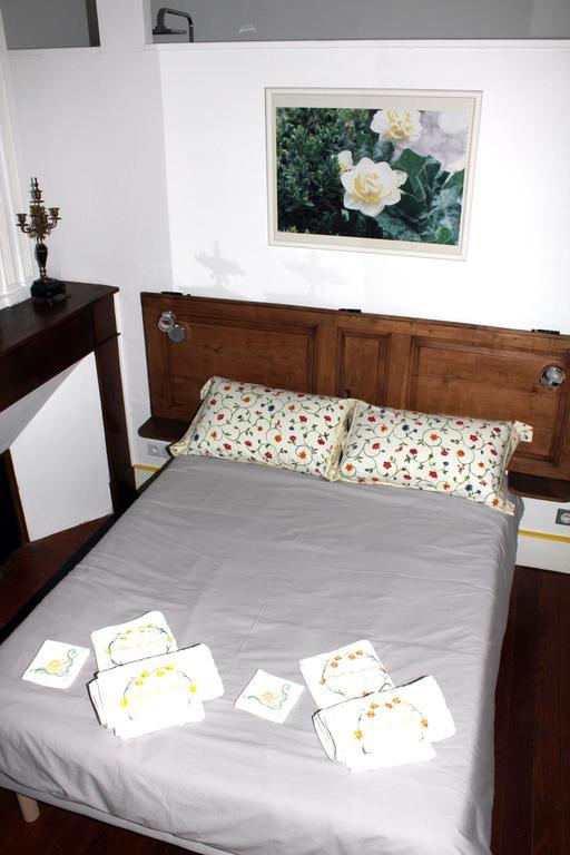 Chambres D'Hotes L'Enclos Des Jacobins แซ็ง-จิฮองส์ ภายนอก รูปภาพ